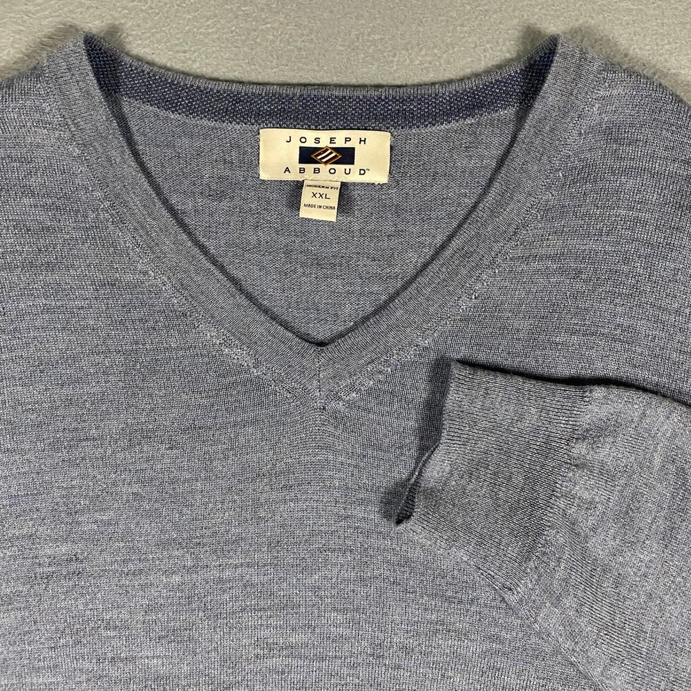 Joseph Abboud Mens XXL Blue Gray 100% Merino Wool V-Neck Sweater Modern Fit